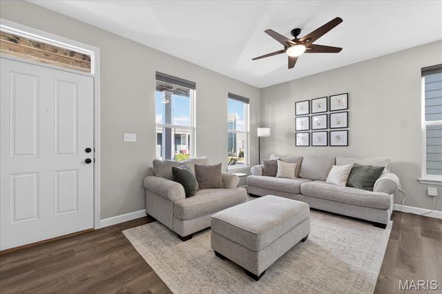 3257 Camp Street, St Charles, MO 63301