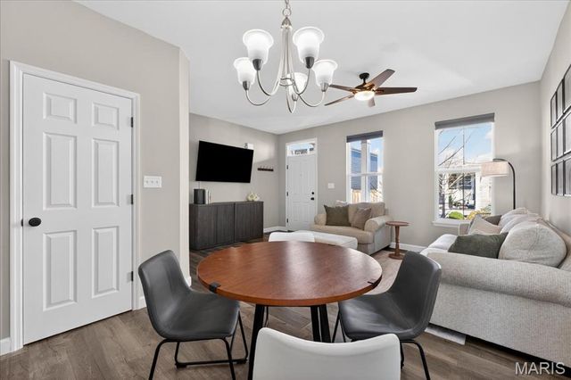 3257 Camp Street, St Charles, MO 63301