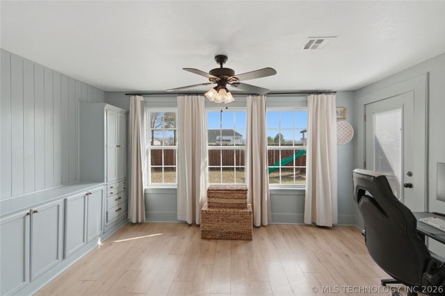 1605 Tiger Road, Fort Gibson, OK 74434