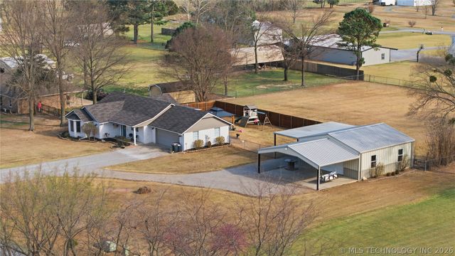 1605 Tiger Road, Fort Gibson, OK 74434