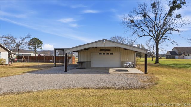 1605 Tiger Road, Fort Gibson, OK 74434