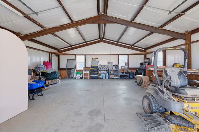 1605 Tiger Road, Fort Gibson, OK 74434