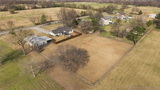 1605 Tiger Road, Fort Gibson, OK 74434