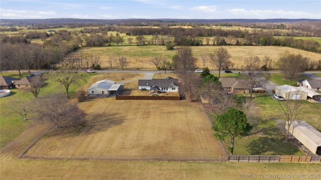 1605 Tiger Road, Fort Gibson, OK 74434