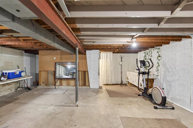 8000 Harkness Road S, Cottage Grove, MN 55016