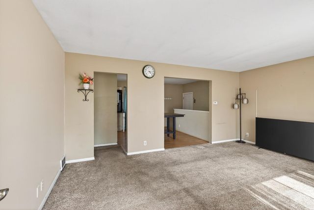 8000 Harkness Road S, Cottage Grove, MN 55016