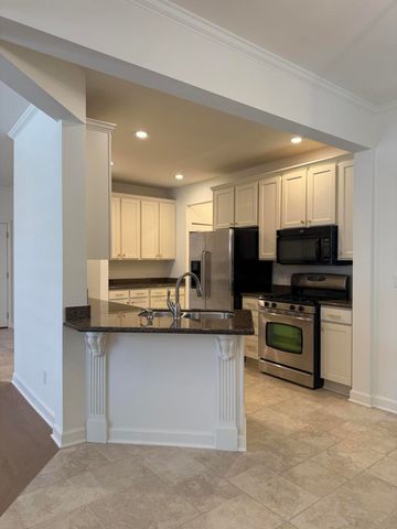 37 Fentree Drive A, Valparaiso, IN 46385