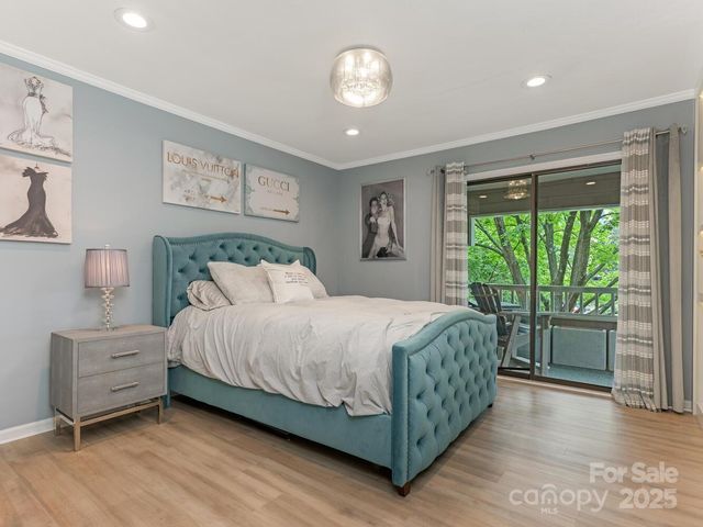 212 W 10th Street 3, Charlotte, NC 28202