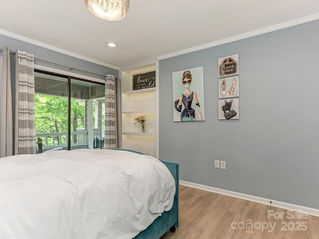 212 W 10th Street 3, Charlotte, NC 28202