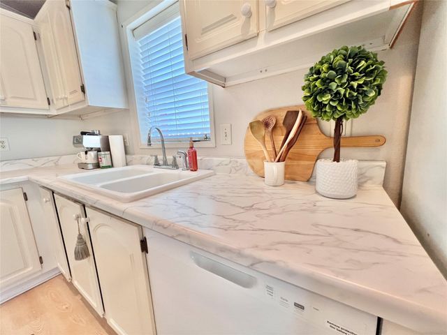 10214 Elderberry Park Lane, Tomball, TX 77375