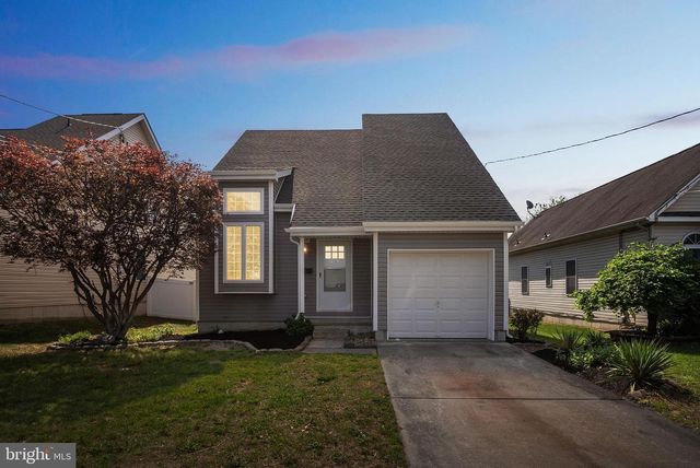 208 HOOKER STREET, Riverside, NJ 08075