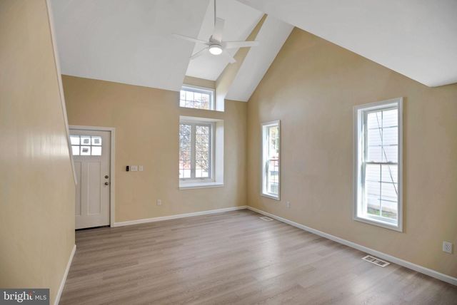 208 HOOKER STREET, Riverside, NJ 08075