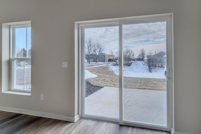 1068 W 20TH AVENUE, Oshkosh, WI 54902