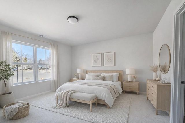 1068 W 20TH AVENUE, Oshkosh, WI 54902