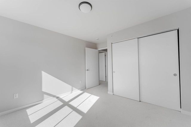 1068 W 20TH AVENUE, Oshkosh, WI 54902