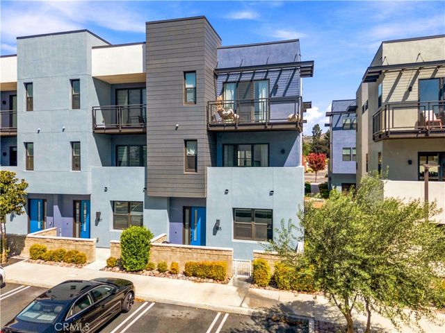 435 Village, Brea, CA 92821