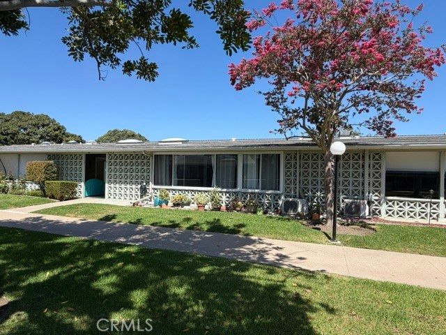 1241 Knollwood Road 46-D, Seal Beach, CA 90740