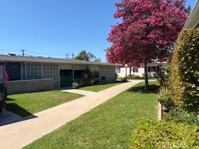 1241 Knollwood Road 46-D, Seal Beach, CA 90740