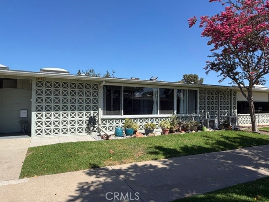 1241 Knollwood Road 46-D, Seal Beach, CA 90740