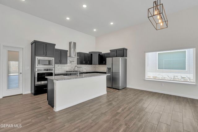 13652 GLEN VISTA Lane, Horizon City, TX 79928