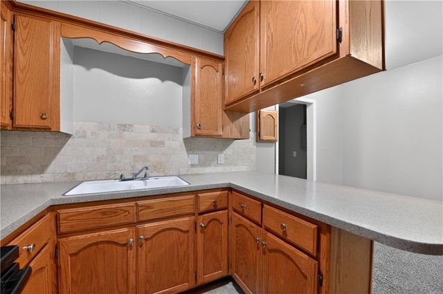 5131 Oakland Avenue, Kansas City, KS 66102