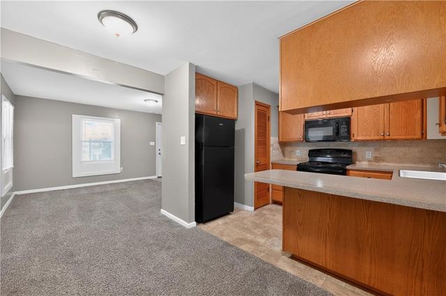 5131 Oakland Avenue, Kansas City, KS 66102