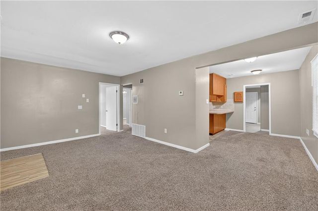 5131 Oakland Avenue, Kansas City, KS 66102