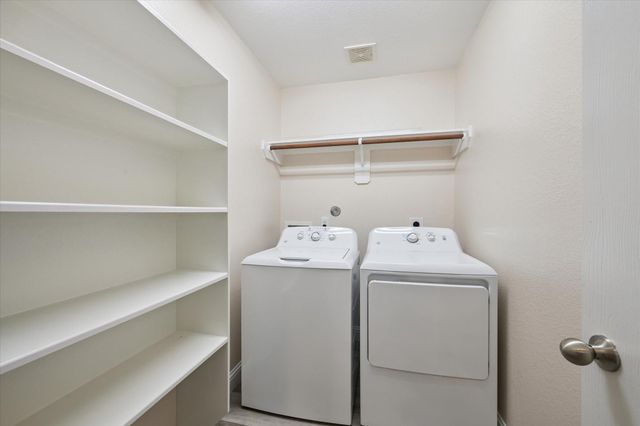 3129 Sun Terrace Lane, Dickinson, TX 77539