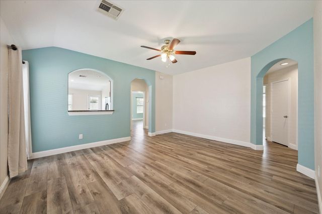 3129 Sun Terrace Lane, Dickinson, TX 77539