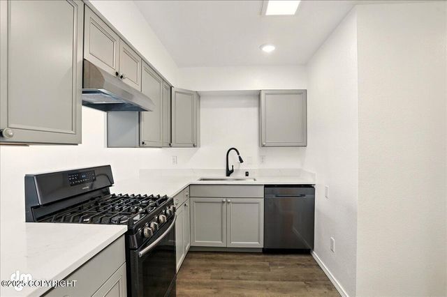 961 E Dellwood Street, Wasilla, AK 99654