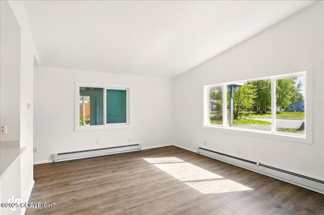 961 E Dellwood Street, Wasilla, AK 99654