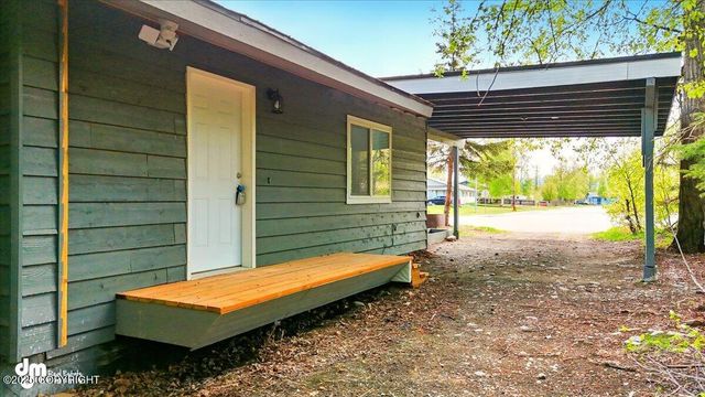 961 E Dellwood Street, Wasilla, AK 99654