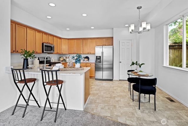 18009 15th Avenue W, Lynnwood, WA 98037