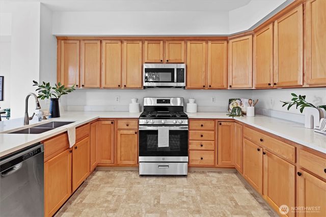 18009 15th Avenue W, Lynnwood, WA 98037