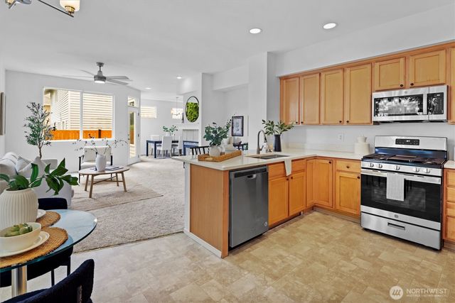 18009 15th Avenue W, Lynnwood, WA 98037
