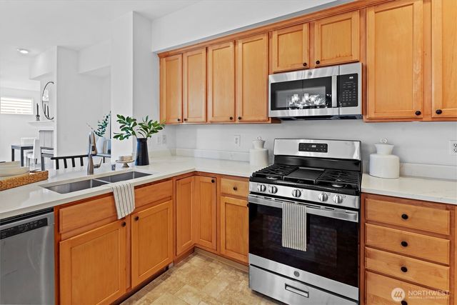 18009 15th Avenue W, Lynnwood, WA 98037