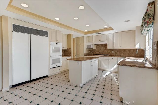 18615 Hillsboro, Porter Ranch, CA 91326
