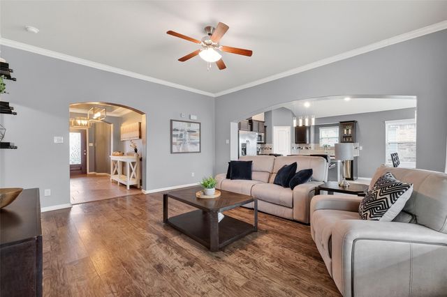 11 Coconut Palms Court, Manvel, TX 77578