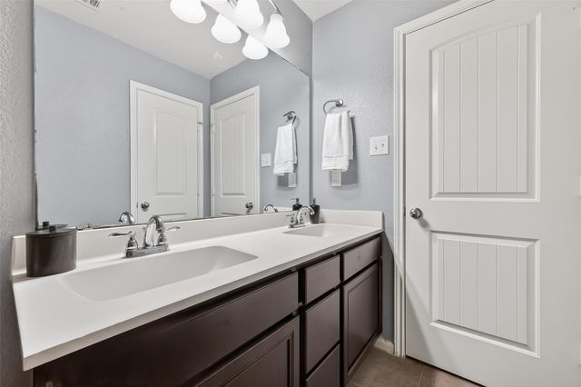 11 Coconut Palms Court, Manvel, TX 77578