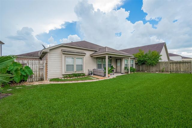 11 Coconut Palms Court, Manvel, TX 77578