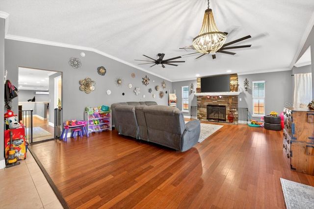 746 W WASHINGTON AVENUE W, Lake Helen, FL 32744