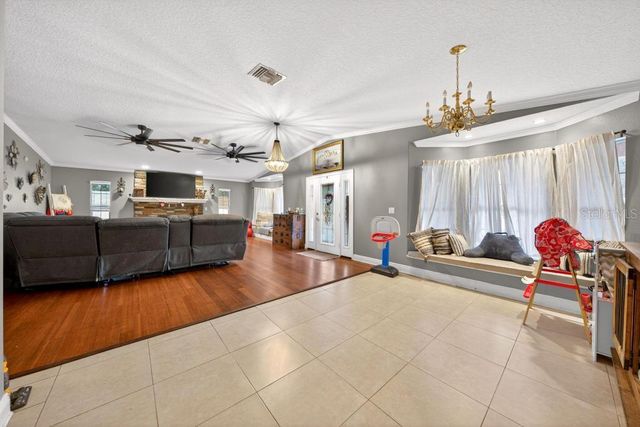 746 W WASHINGTON AVENUE W, Lake Helen, FL 32744