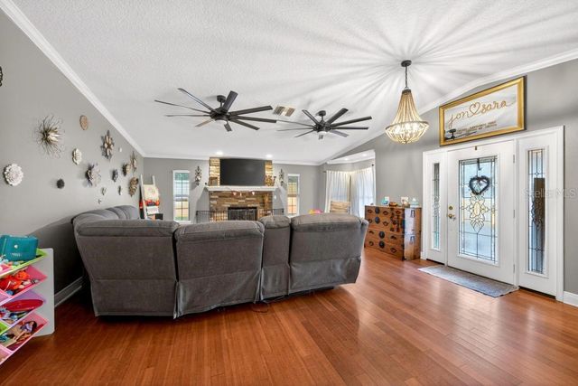 746 W WASHINGTON AVENUE W, Lake Helen, FL 32744