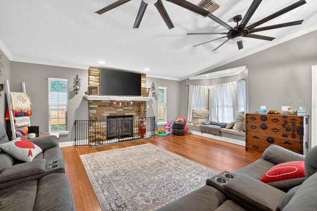 746 W WASHINGTON AVENUE W, Lake Helen, FL 32744