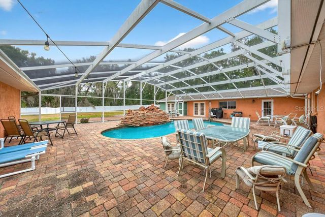 746 W WASHINGTON AVENUE W, Lake Helen, FL 32744