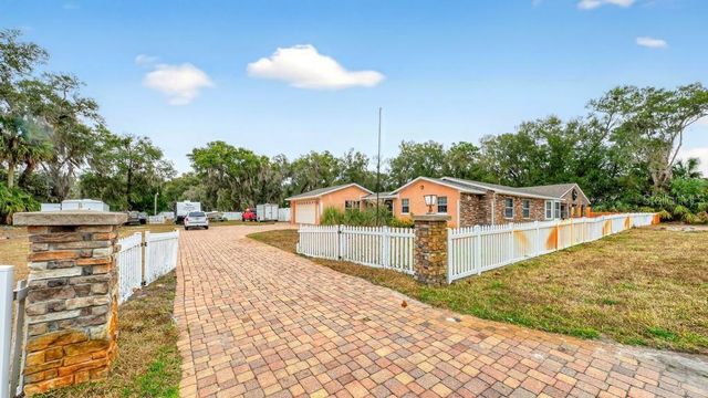 746 W WASHINGTON AVENUE W, Lake Helen, FL 32744