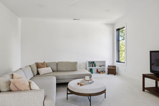 3013 Natures Landing Dr, Franklin, TN 37064