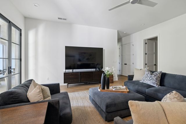 3013 Natures Landing Dr, Franklin, TN 37064