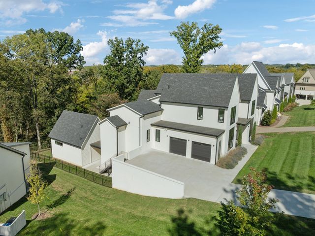 3013 Natures Landing Dr, Franklin, TN 37064