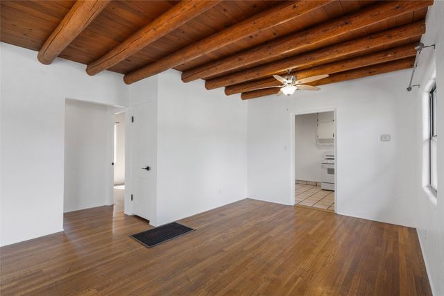 1445 Santa Cruz Drive, Santa Fe, NM 87505